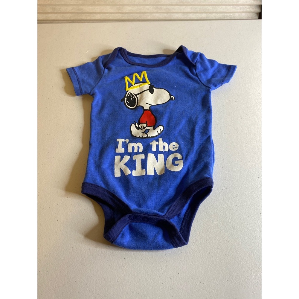 Peanuts Snoopy I'm‎ the King Onesie